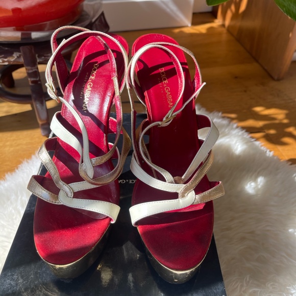 Dolce and Gabbana Vintage Platform Heel EU 39/ US 8 - Picture 2 of 9